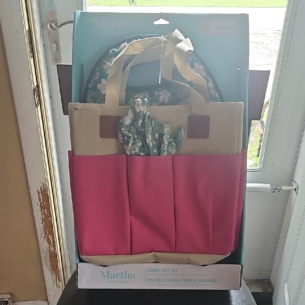 Martha Stewart Pink and Tan Everyday Tote